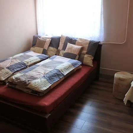 Lägenhet Kisasszony Eger