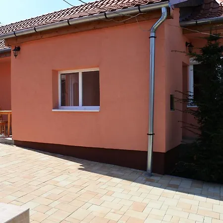 Kisasszony Apartament Eger
